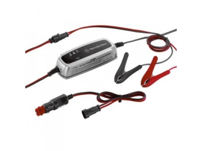 Зарядное устройство для аккумулятора Mercedes Charger ECE version, 3.6 A